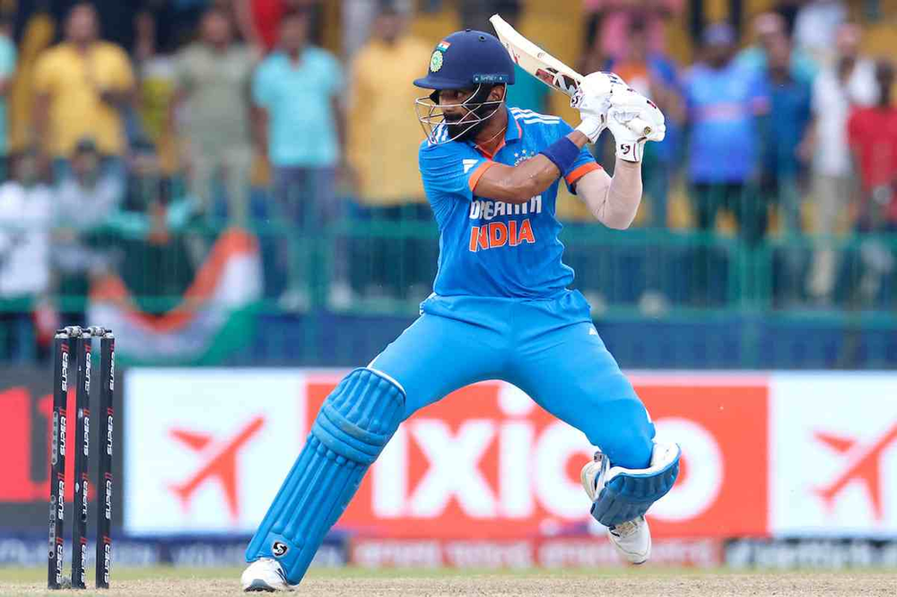 KL Rahul has done well in chase for India in ODI_ Walking wicket (Images_ ©BCCI_Twitter)