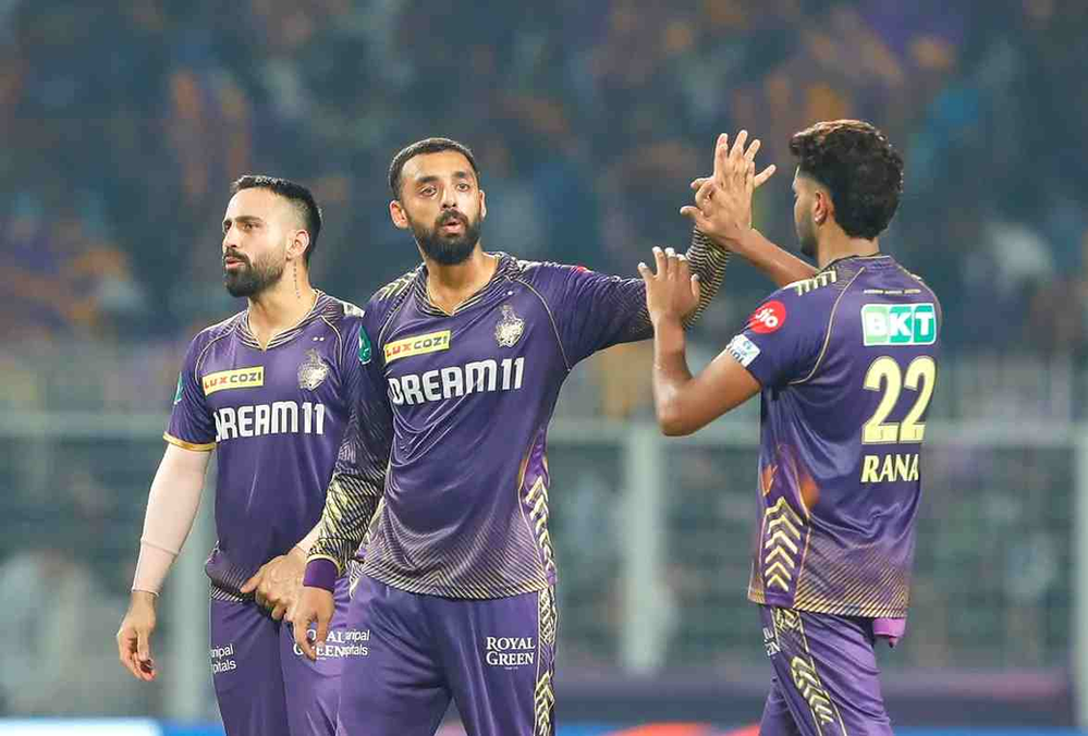IPL 2024, KKR vs DC: Varun Chakravarthy took 3-16 against DC (Images: ©BCCI/IPLT20) IPL 2024, KKR vs DC, Key Takeaways: Varun Chakravarthy took 3-16 against Delhi Capitals; KKR beat DC | Walking Wicket (Images_ ©BCCI_IPLT20)