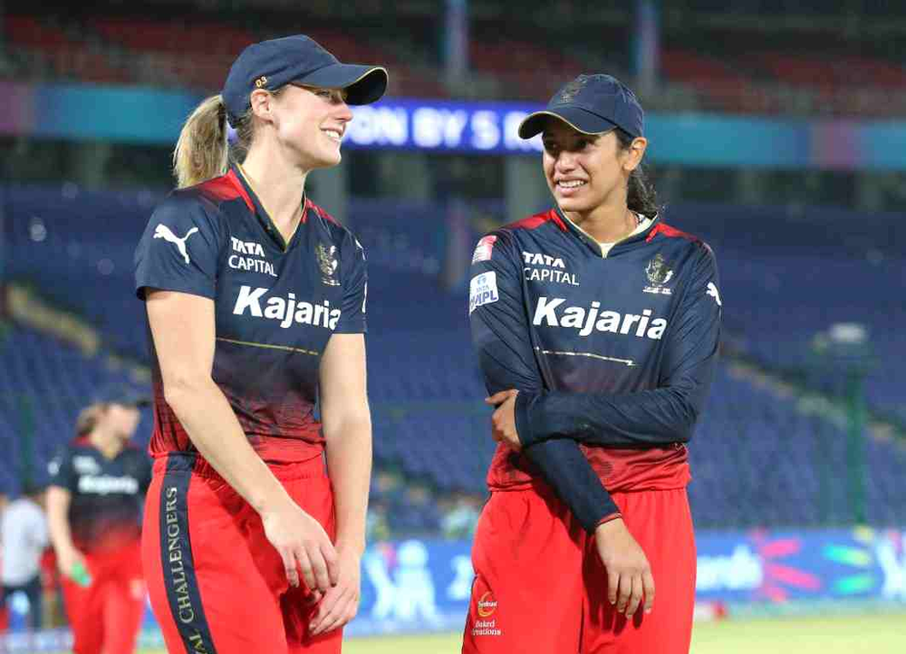 WPL 2024_ RCB Women beat Delhi Capitals women in WPL 2024 final _ Walking Wicket (©rcbtweets_Twitter)