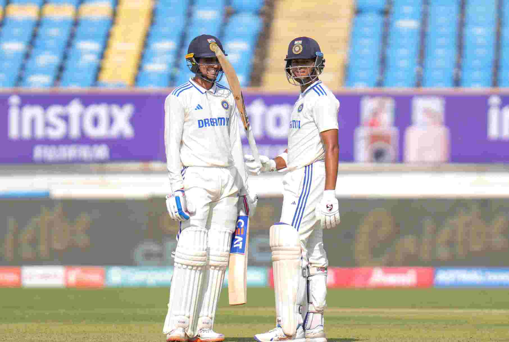 Jaiswal - Gill added 155 runs for 2nd wicket on Day 3 (Images: ©BCCI/Twitter) India vs England, 3rd Test, Day 3_ Yashasvi Jaiswal - Shubman Gill added 155 runs for 2nd wicket _ Walking Wicket (Images_ ©BCCI_Twitter)