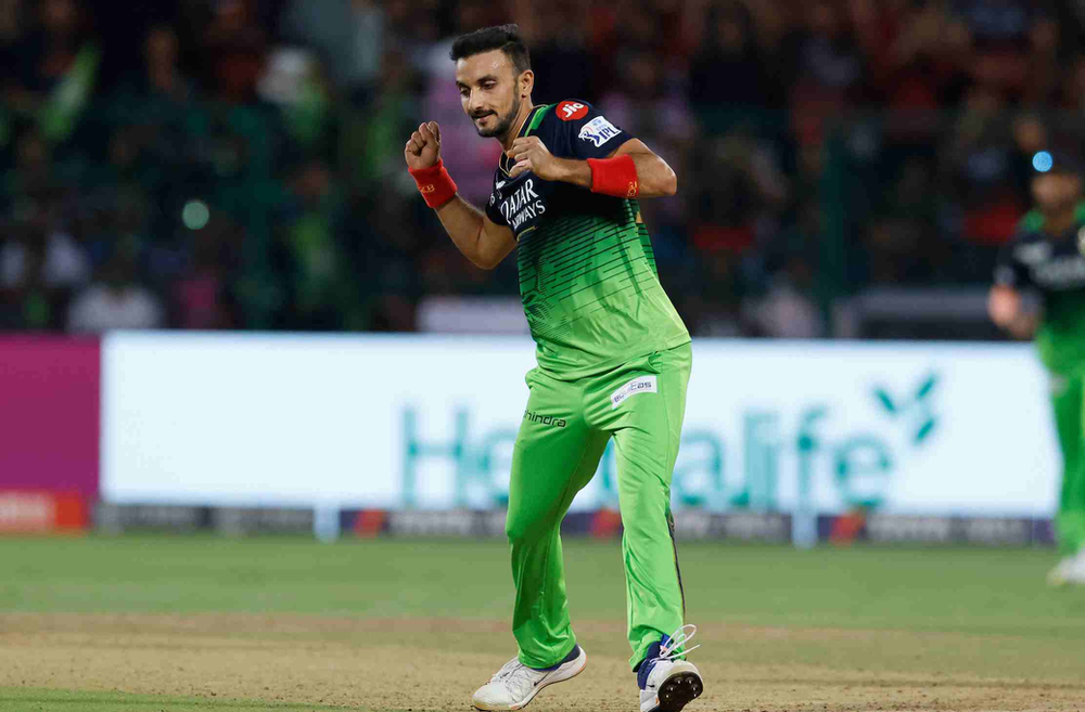IPL 2023, RCB vs RR, Top Performances_ Harshal Patel took 3-32 against RR; RCB beat RR _ Walking wicket (Images_ ©IPL_Twitter)