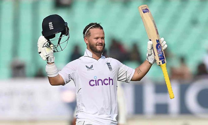 India vs England, 3rd Test, Day 2: Ben Duckett scored quickfire century (133*) Walking Wicket (Images_ ©ICC_Twitter)
