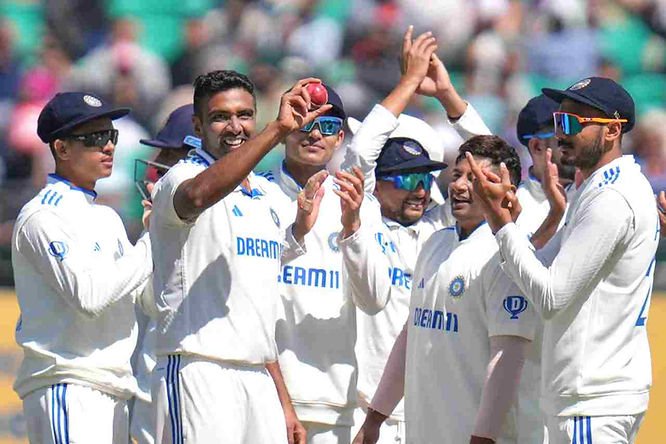 India vs England, 5th Test, Day 3: Ravichandran Ashwin took 5-77 on Day 3 |  Walking Wicket (Images_ ©BCCI_Twitter)