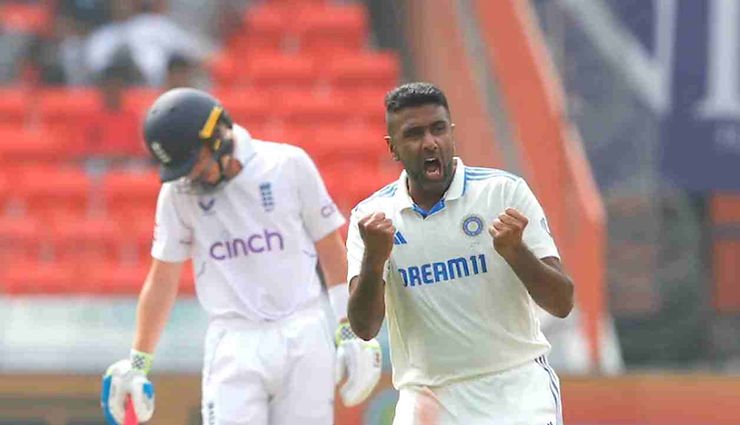 India vs England, 1st Test, Day 3_ Ravichandran Ashwin took Ben Stokes on Day 3 _ Walking Wicket (Images_ ©BCCI_Twitter)