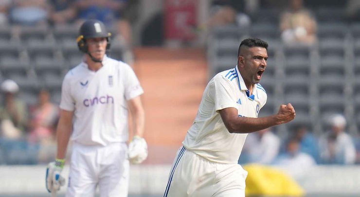 India vs England, 1st Test, Day 1: Ravichandran Ashwin took three wickets against England | Walking Wicket (Images_ ©BCCI_Twitter)
