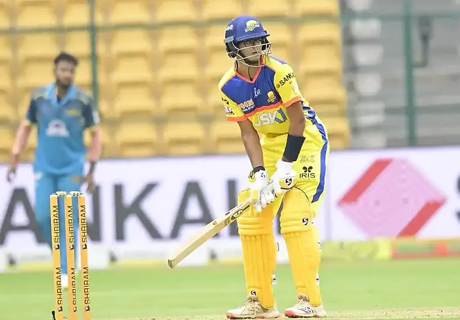 Rahul Dravid's son Samit Dravid to play for India U-19 team | Walking Wicket (Images ©Twitter_X)