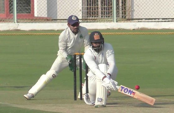 Ranji Trophy 2022-23, Round 7: Hanuma Vihari played a crucial 80-run innings against Assam that helps Andhra qualify for quarter-finals | Walking Wicket (Images: ©andhraca/Twitter)