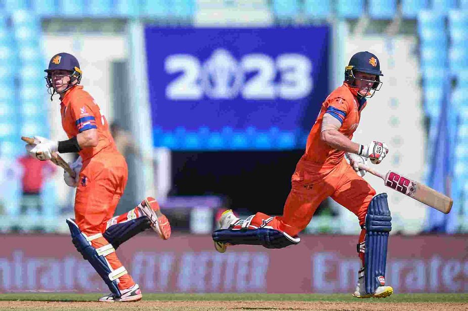 CWC 2023, Sri Lank vs Netherlands_ Sybrand Engelbrecht- Logan van Beek added 130-run for 7th wicket for Netherlands _ Walking Wicket (Photo_ ©crickcrazyjohns_Twitter)