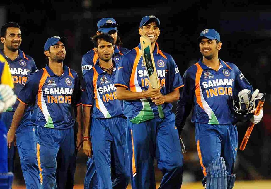 Asia Cup 2010 Final_ India beat Sri Lanka by 81 runs_ Dinesh Karthik scored fifity _ Walking wicket (Images_ ©Twitter)