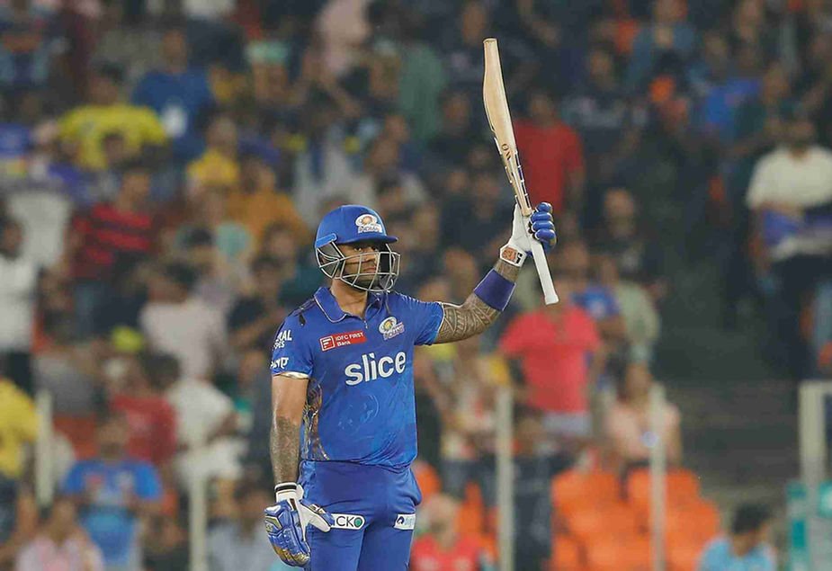 IPL 2023, GT vs MI, Qualifier 2, Top Performances_ Suryakumar Yadav scored 61 off 39 against GT; GT beat MI _ Walking wicket (Images_ ©IPL_Twitter)