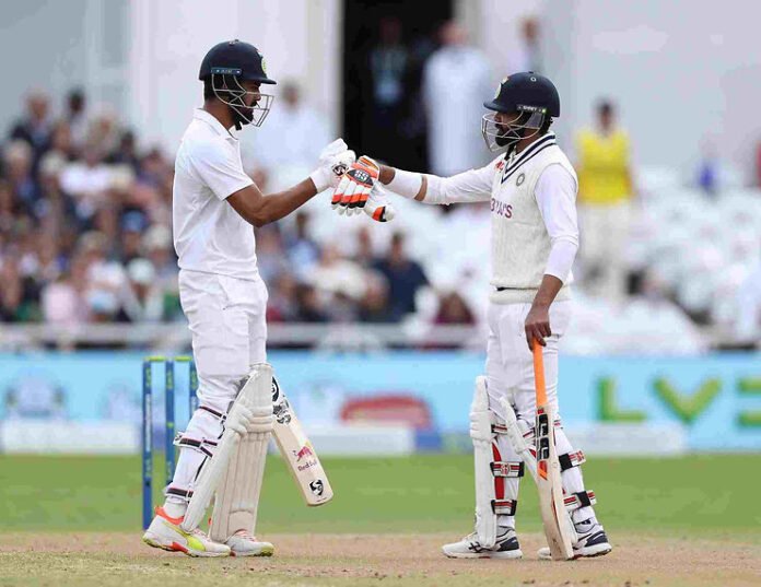 KL Rahul and Ravindra Jadeja stitched a 60-run partnership for 6th wicket. (Image: ©BCCI)