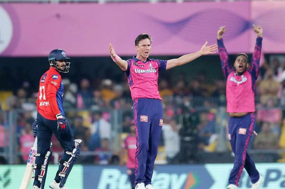 IPL 2023, Rajasthan Royals (RR) vs Delhi Capitals (DC), Top Performances_ Trent Boult took 3-19 against Delhi Capitals _ Walking wicket (Images_ ©IPL_Twitter)