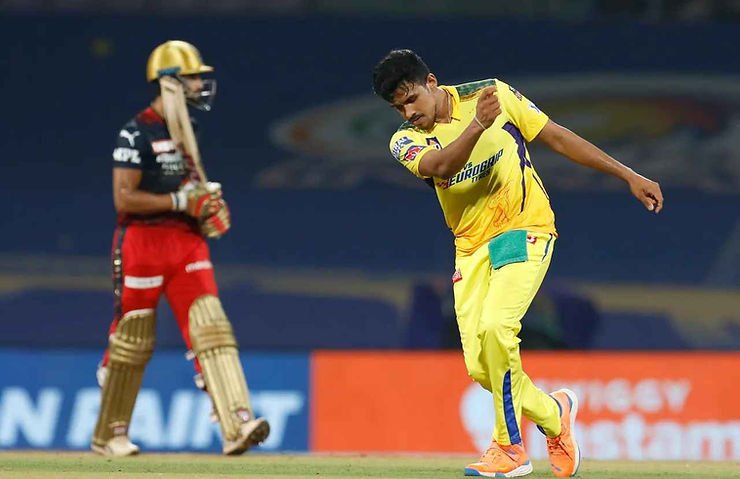 IPL 2022, CSK vs RCB, Top Performances_ Maheesh Theekshana takes 4-33 against RCB, CSK beat RCB and registers first win _ Walking Wicket (Images ©BCCI_IPL)