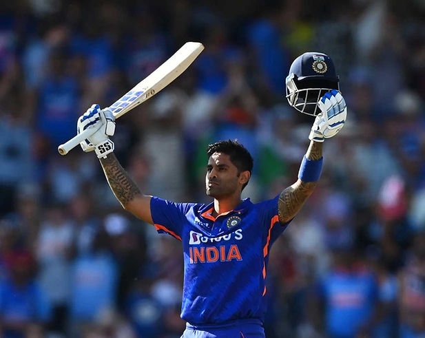 England vs India, 3rd T20I, Top Performances_ Suryakumar Yadav raise his bat as he hits century (117) in 3rd T20I against England. India take series 2-1 _ Walking Wicket (©Getty Images)