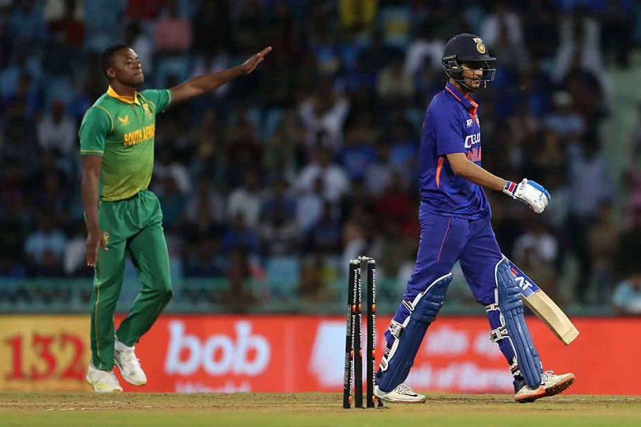 India vs South Africa, 1st ODI, Top Performances_ Kagiso Rabada took 2-36 against India in 1st ODI _ Walking Wicket (Photo_ ©Associated Press)