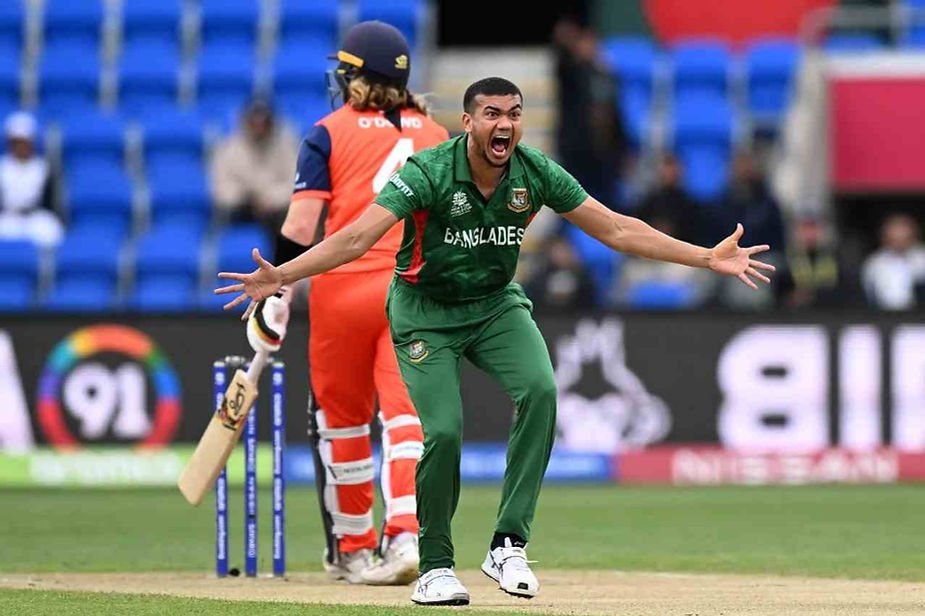 ICC Men's T20 World Cup 2022, Super 12, Group 2, Bangladesh v Netherlands: Taskin Ahmed registers career best figures (4-25) in T20Is; Bangladesh beat Netherlands _ Walking Wicket (Photo_ ©ICC/Getty)