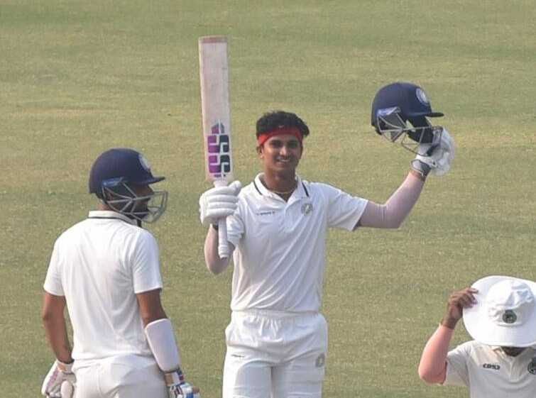 Ranji Trophy 2022-23_ Jay Gohil makes his Ranji debut for Saurashtra Cricket Association _ Walking Wicket (Source_ ©SCA)