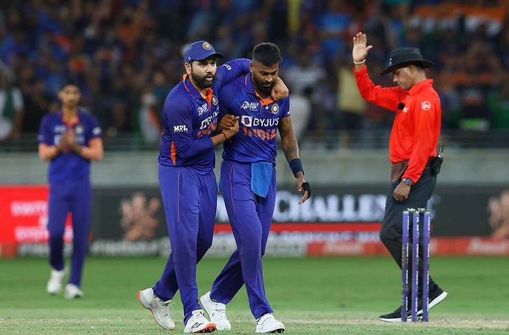 Asia Cup 2022, Super 4, India vs Pakistan: Hardik Pandya leaked 44 runs in four overs for 1 wicket against Pakistan | Walking Wicket (Photo: ©BCCI/Twitter)