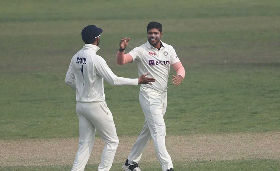 Bangladesh vs India, 2nd Test, Day 1, Top Performances: Umesh Yadav took 4-25 on Day 1 of Mirpur Test; India trail by 208 runs | Walking Wicket (Source_ ©Associated Press)