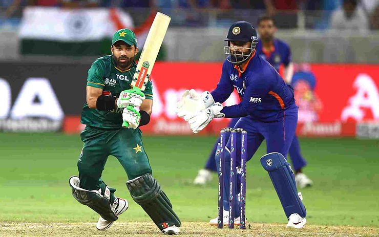 Asia Cup 2022, Super 4, India vs Pakistan_ Mohammad Rizwan's 71 off 51 helps Pakistan beat India _ Walking Wicket (Photo_ ©AFP_Getty Images)