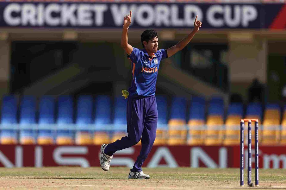 ICC U-19 WC 2022, Final, Ind vs Eng_ Bawa's 5-31, 35 and Sindhu's 50_ give India 5th Youth WC win. Raj Bawa wins the player of the tournament in U19 WC Final  (©BCCI)