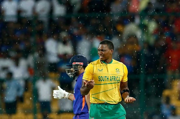 India vs SA, 5th T20I, 2022_ Lungi Ngidi takes 2-6 before rain plays spoilsport; series drawn at 2-2 _ Walking Wicket (Images ©BCCI)