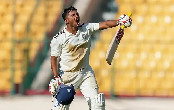 Musheer Khan smashes hundred (181 runs) against India A in Duleep Trophy _ Walking Wicket (Images ©Twitter_X)