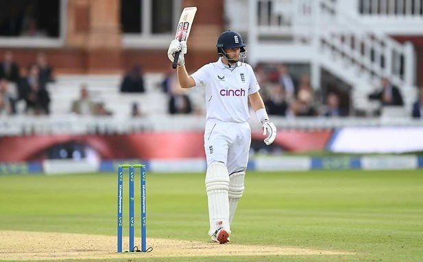 WTC 2021-23, ENG vs NZ, 1st Test, Day 3_ Joe Root Scores unbeaten 77_ on Day 3; England at 216-5 chasing 277 _ Walking Wicket (Images ©Getty)