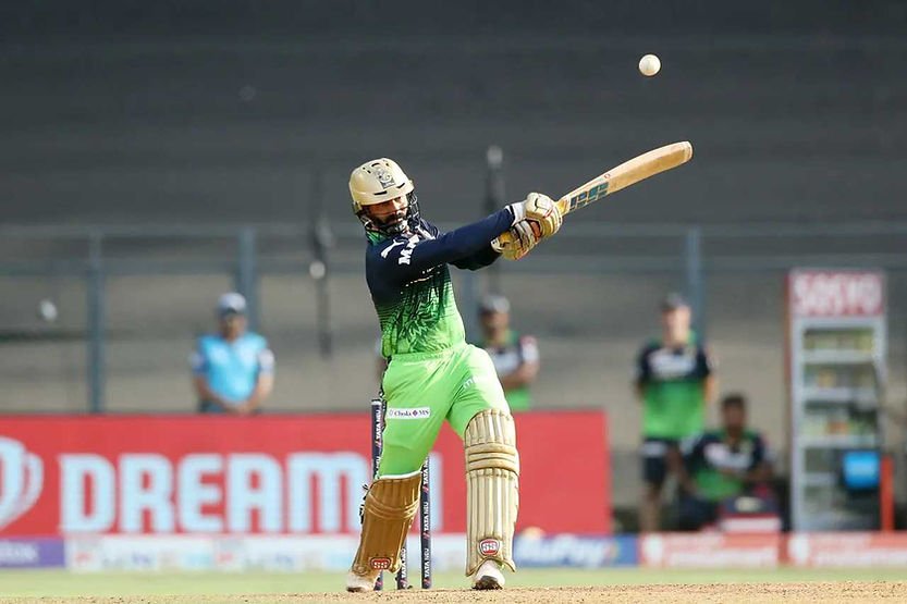 IPL 2022, RCB vs SRH, Top Performances_ Dinesh Karthik 30 off 8 balls helps RCB set 193 runs target against SRH, RCB beat SRH _ Walking Wicket (Images ©BCCI_IPL)