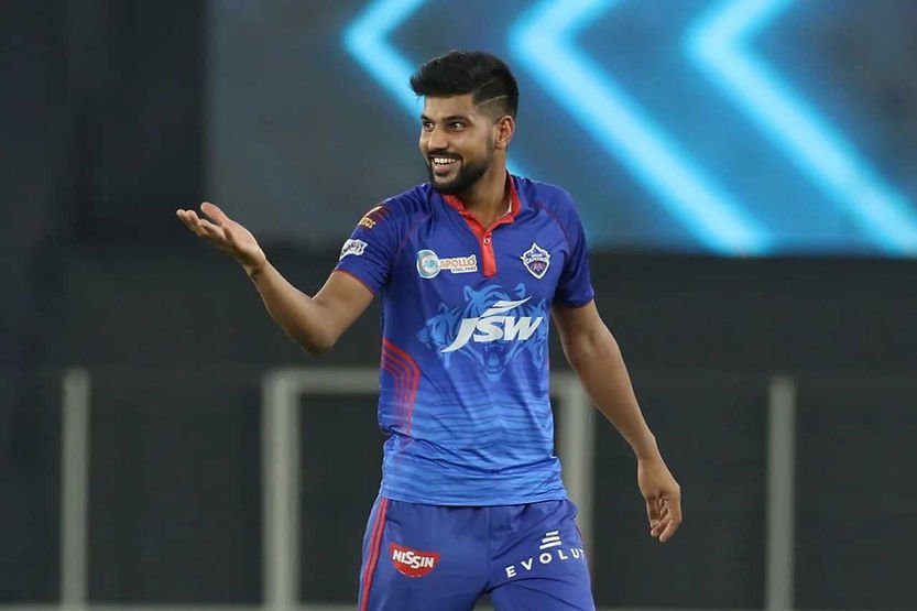 IPL 2022: Top 5 Emerging Players: Lalit Yadav has taken 4 wickets and scored 137 runs from 10 games for Delhi Capitals in IPL 2022 | Walking Wicket (Images ©BCCI/IPL)