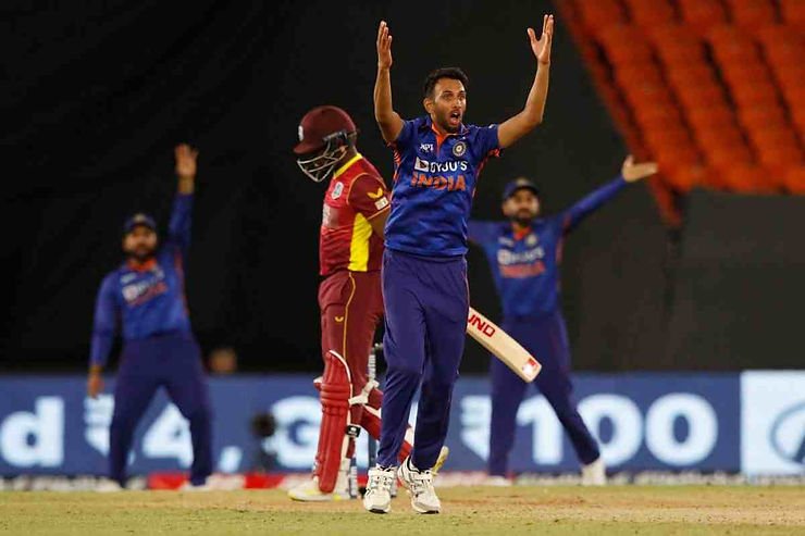 Ind vs WI, 3rd ODI_ Shreyas, Rishabh fifties and bowlers' dominance hand India clean sweep over West Indies. Prasidh Krishna gets player of the series. (Image ©BCCI/X)